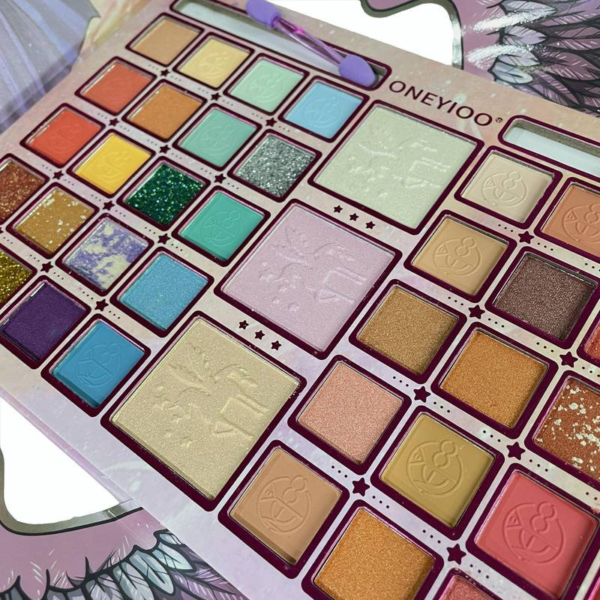 43-Colors-Eyeshadow-Palette-White-Horse-Angel-Anime