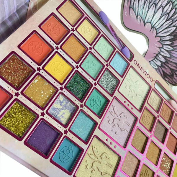 43-Colors-Eyeshadow-Palette-White-Horse-Angel-Anime